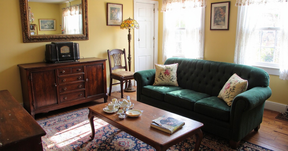 antique living room, living room, flea market living room, woods living room, antique living room ideas
